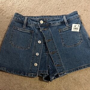 High-Rise Button-Front Denim Shorts - Blue
